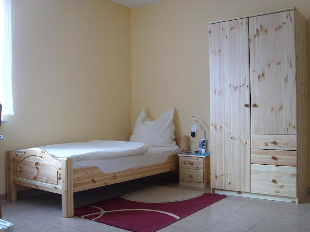 Gaestehaus Am Reiterhof Mutschler Donzdorf Chambre photo